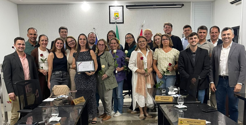 Câmara Homenageia Dia Dos Professores