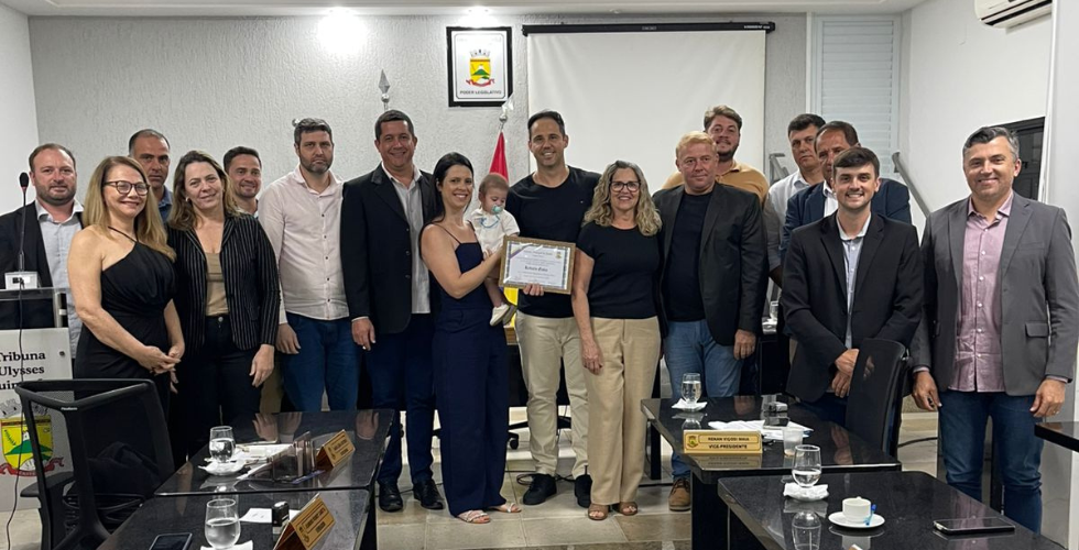 Câmara Homenageia Dia Municipal do Educador Fisico